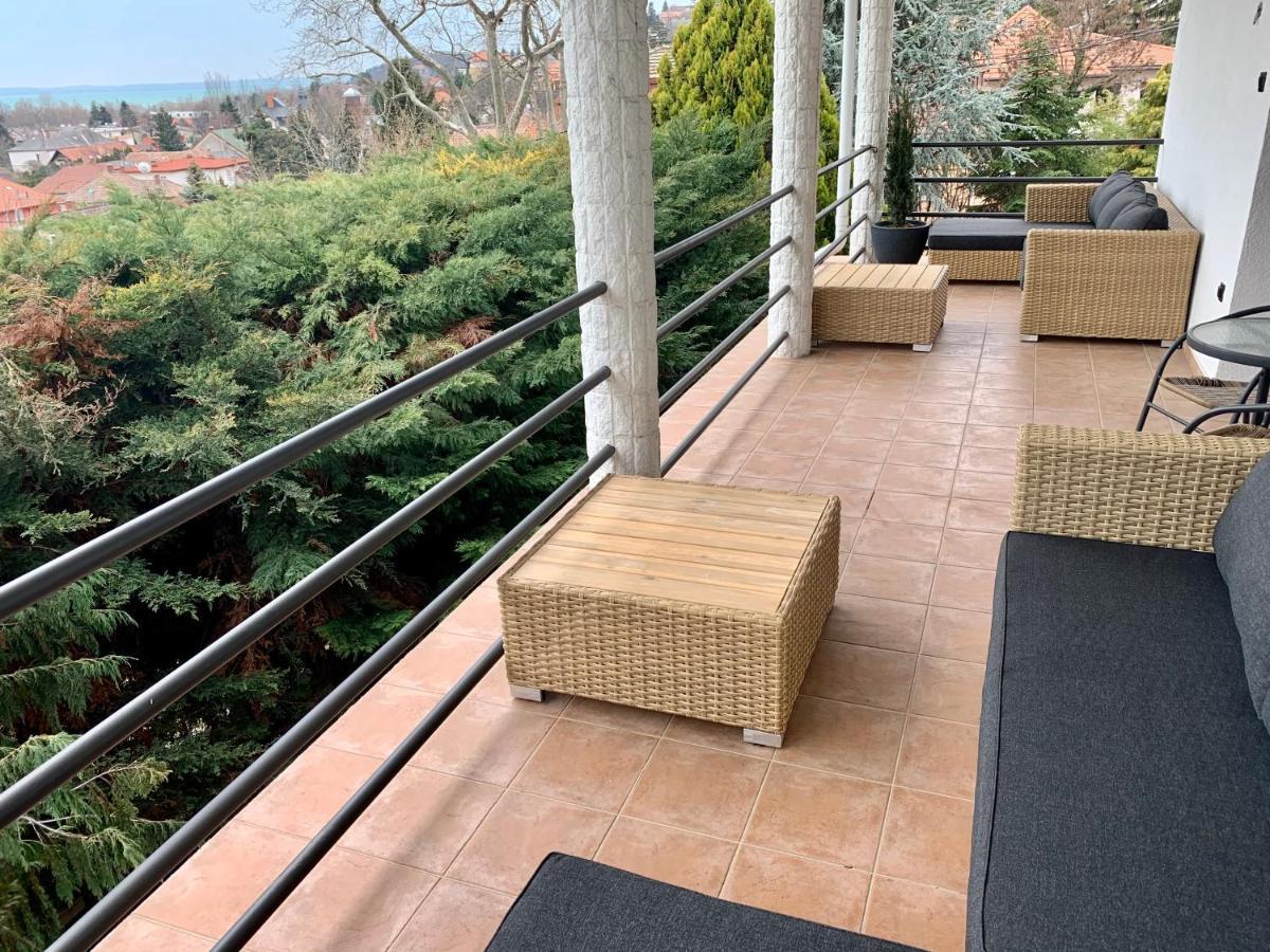 Koi Apartman Balatonalmádi Zewnętrze zdjęcie
