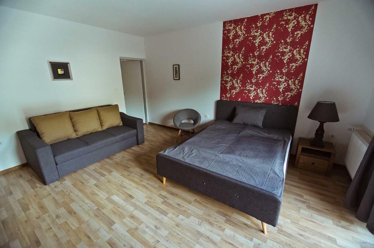 Koi Apartman Balatonalmádi Zewnętrze zdjęcie